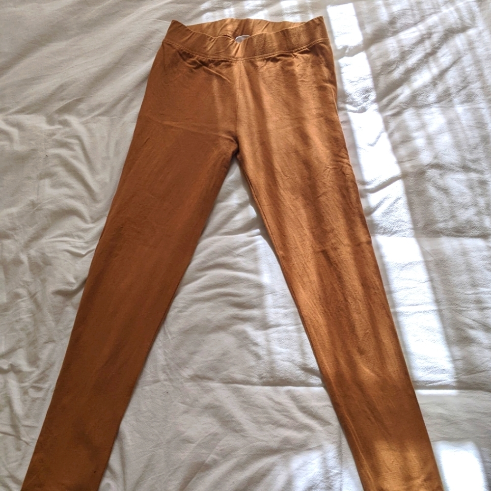 Kotn small camel leggings